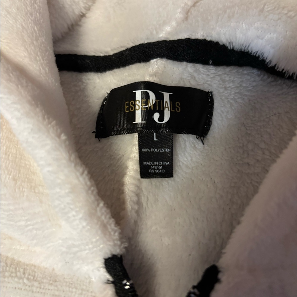 Essentials Plush White Snowman Onesie - Picture 5 of 5